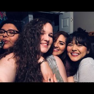 Meet your Posher, Alison